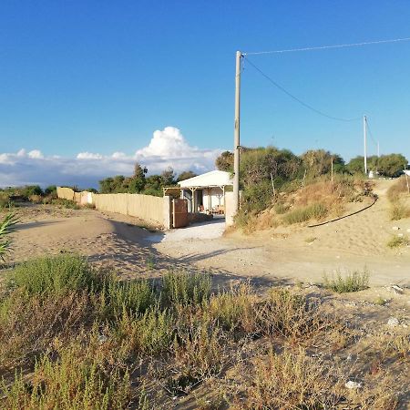 New Rooms On The Beach Pozzallo Exterior photo